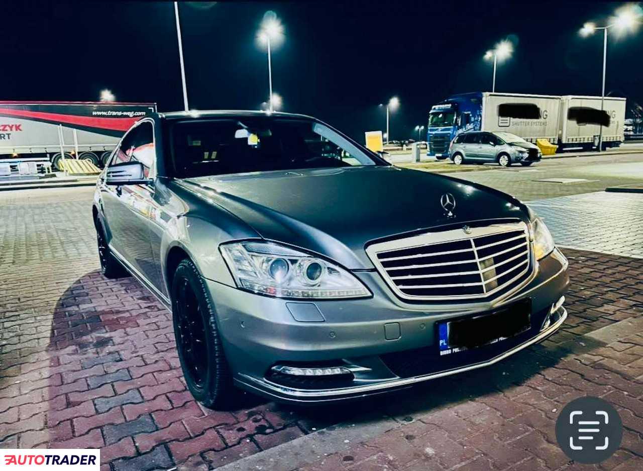 Mercedes S-klasa 2012 3 258 KM