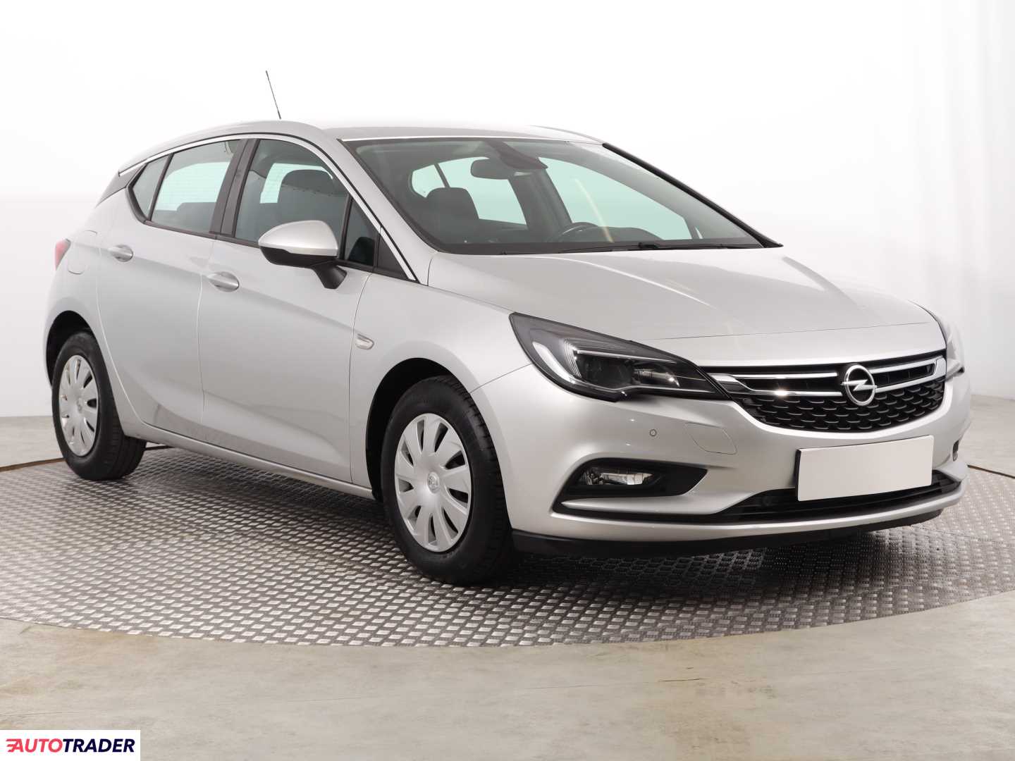 Opel Astra 2019 1.4 123 KM