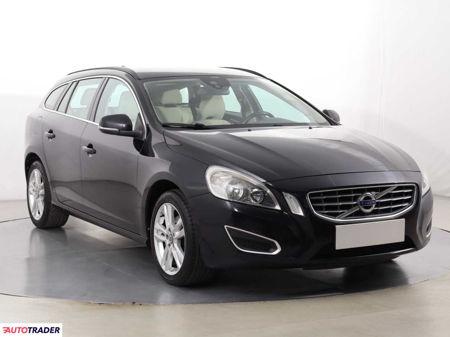 Volvo V60 2012 2.0 134 KM