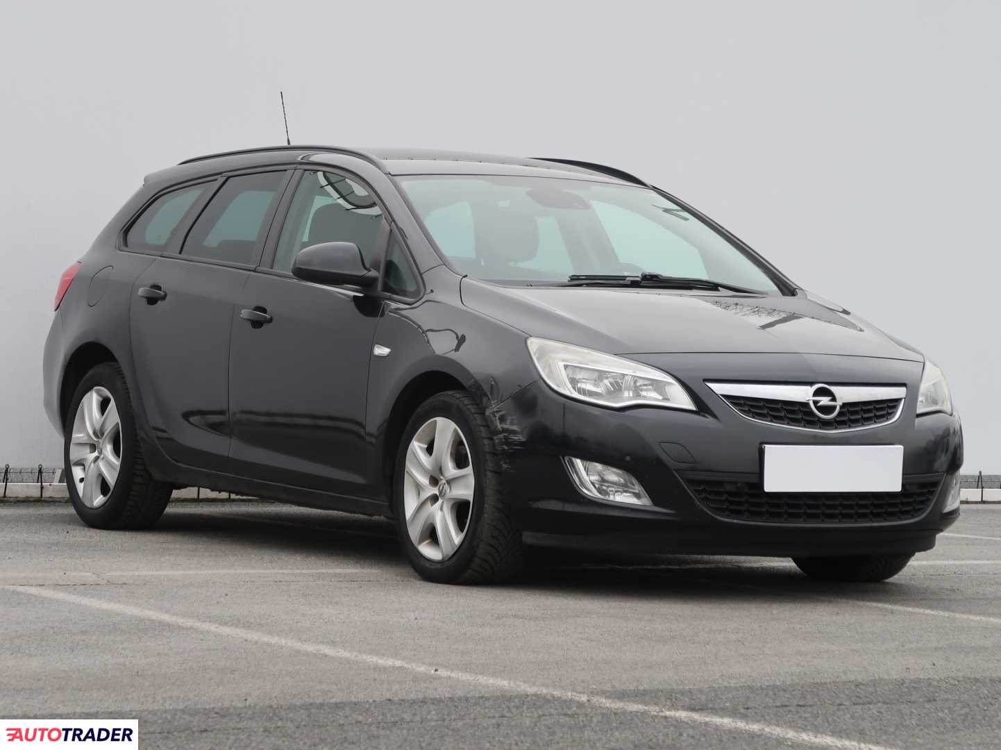 Opel Astra 2012 1.7 123 KM