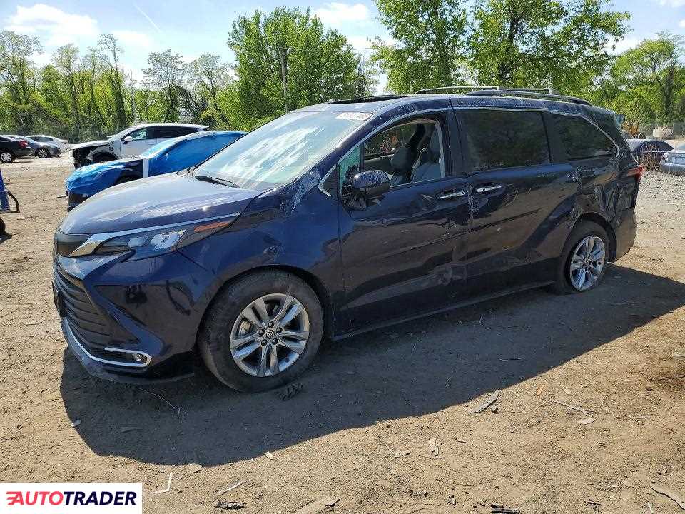 Toyota Sienna 2024 2