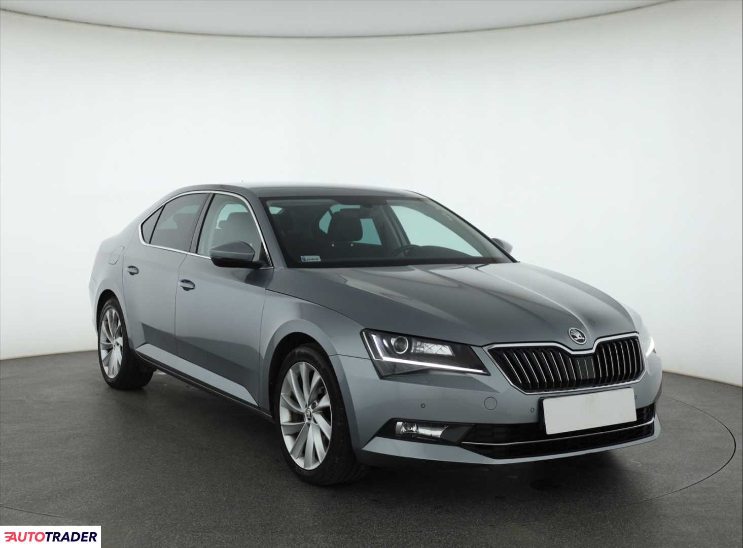 Skoda Superb 2019 2.0 147 KM