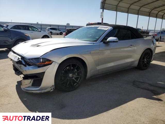 Ford Mustang 2.0 benzyna 2018r. (FRESNO)