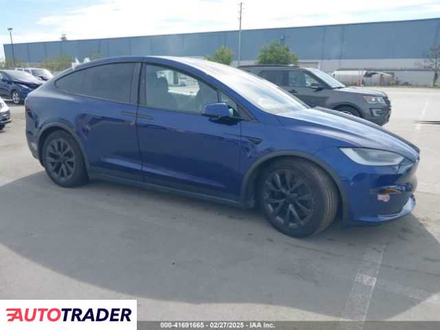 Tesla Model X 2024
