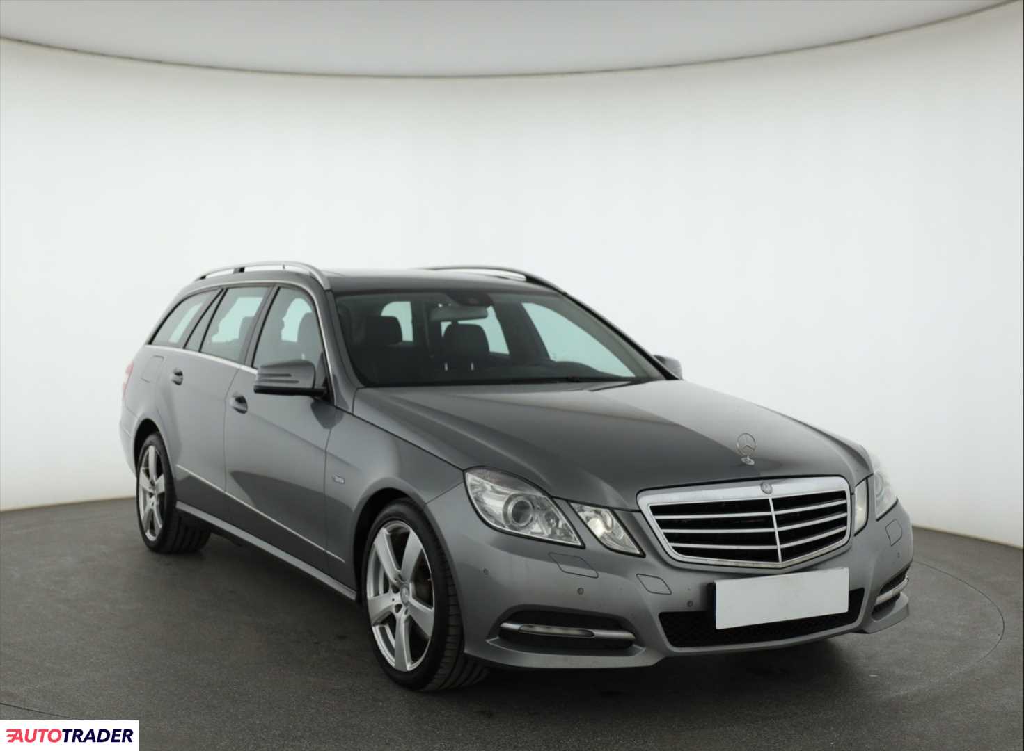 Mercedes E-klasa 2009 3.0 227 KM