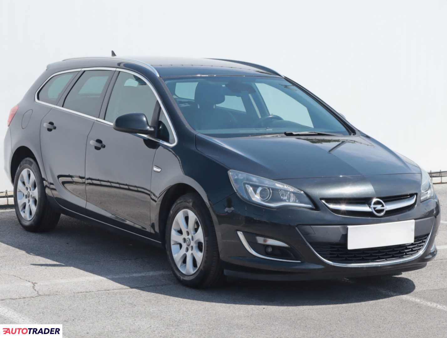 Opel Astra 2014 1.6 134 KM