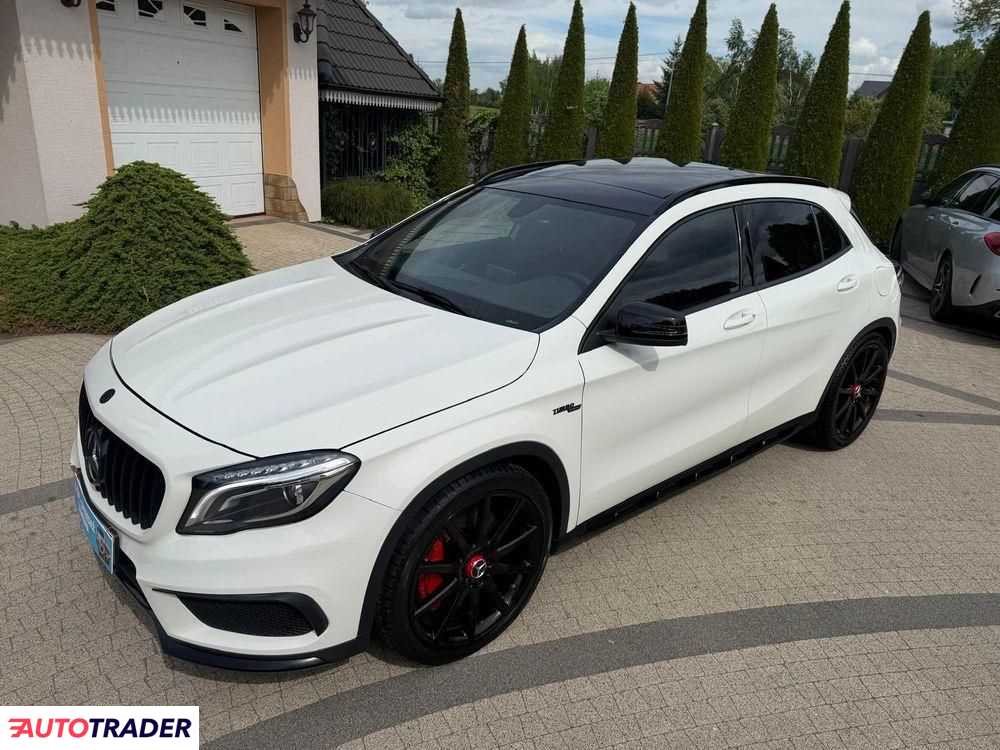Mercedes GLA 2016 2.0 360 KM