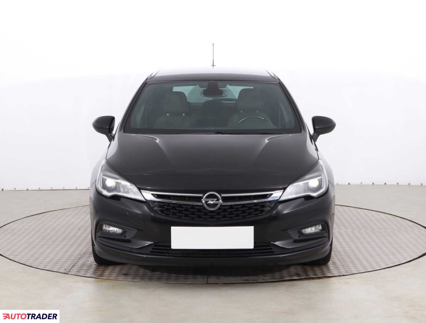 Opel Astra 2017 1.4 147 KM