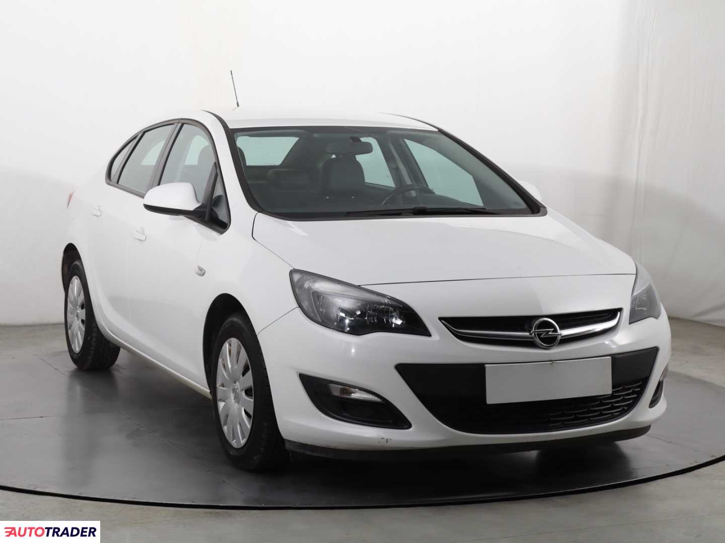 Opel Astra 2017 1.6 113 KM