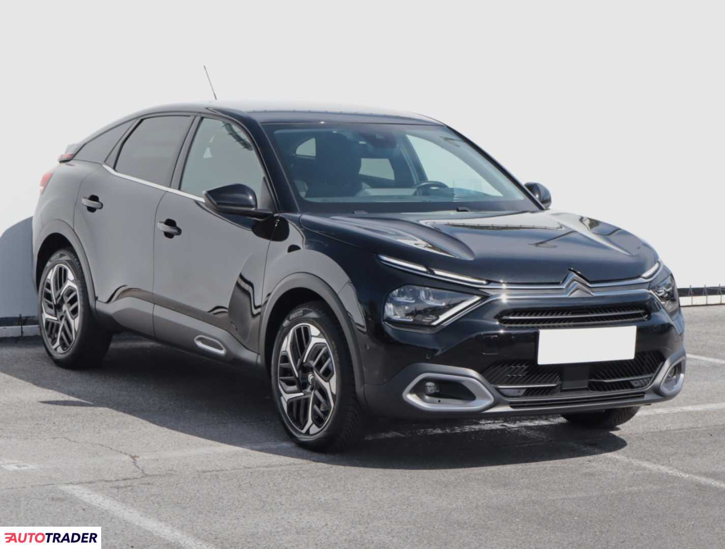 Citroen C4 2022 1.2 128 KM