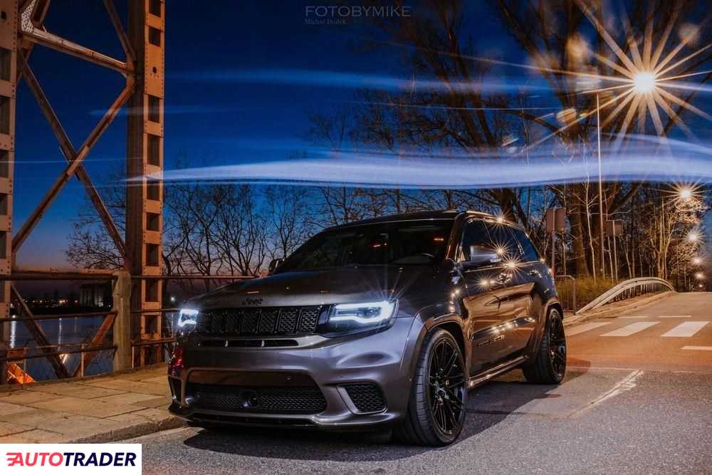 Jeep Grand Cherokee 2018 6.2 710 KM