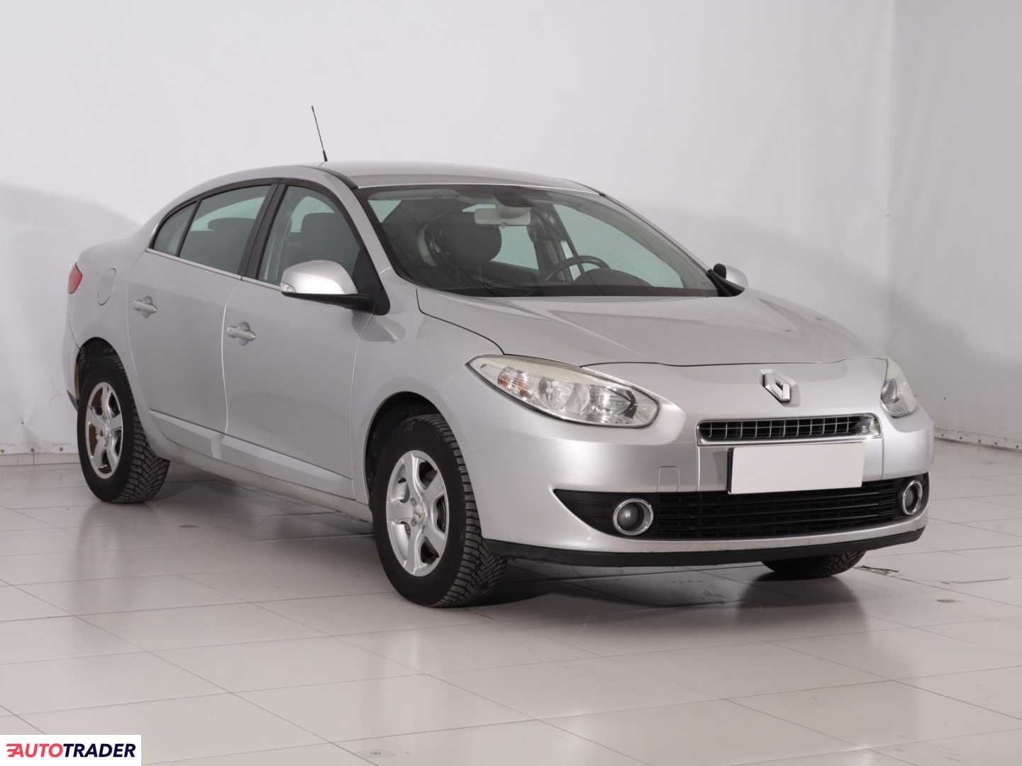 Renault Fluence 2010 1.6 108 KM