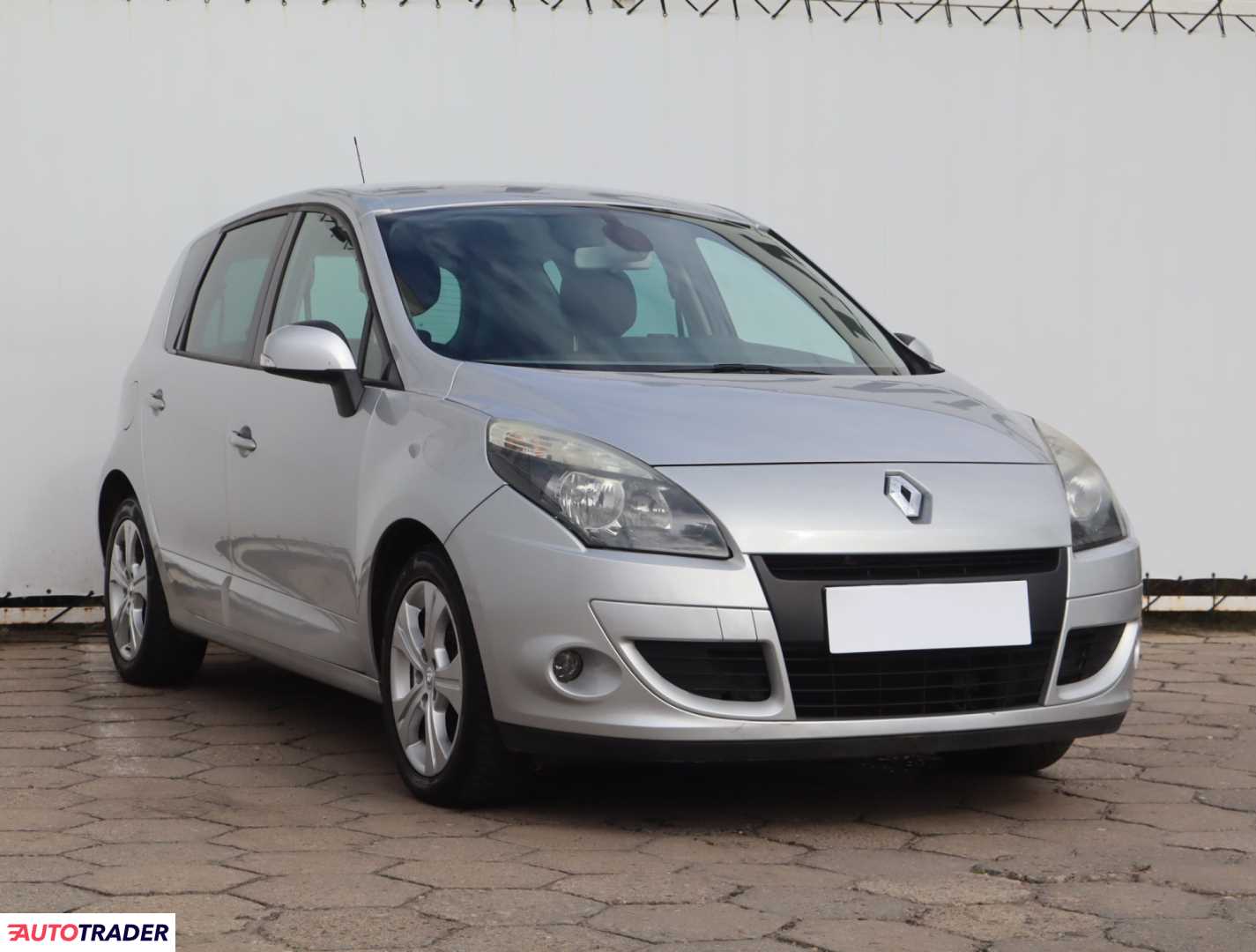 Renault Scenic 2011 2.0 138 KM