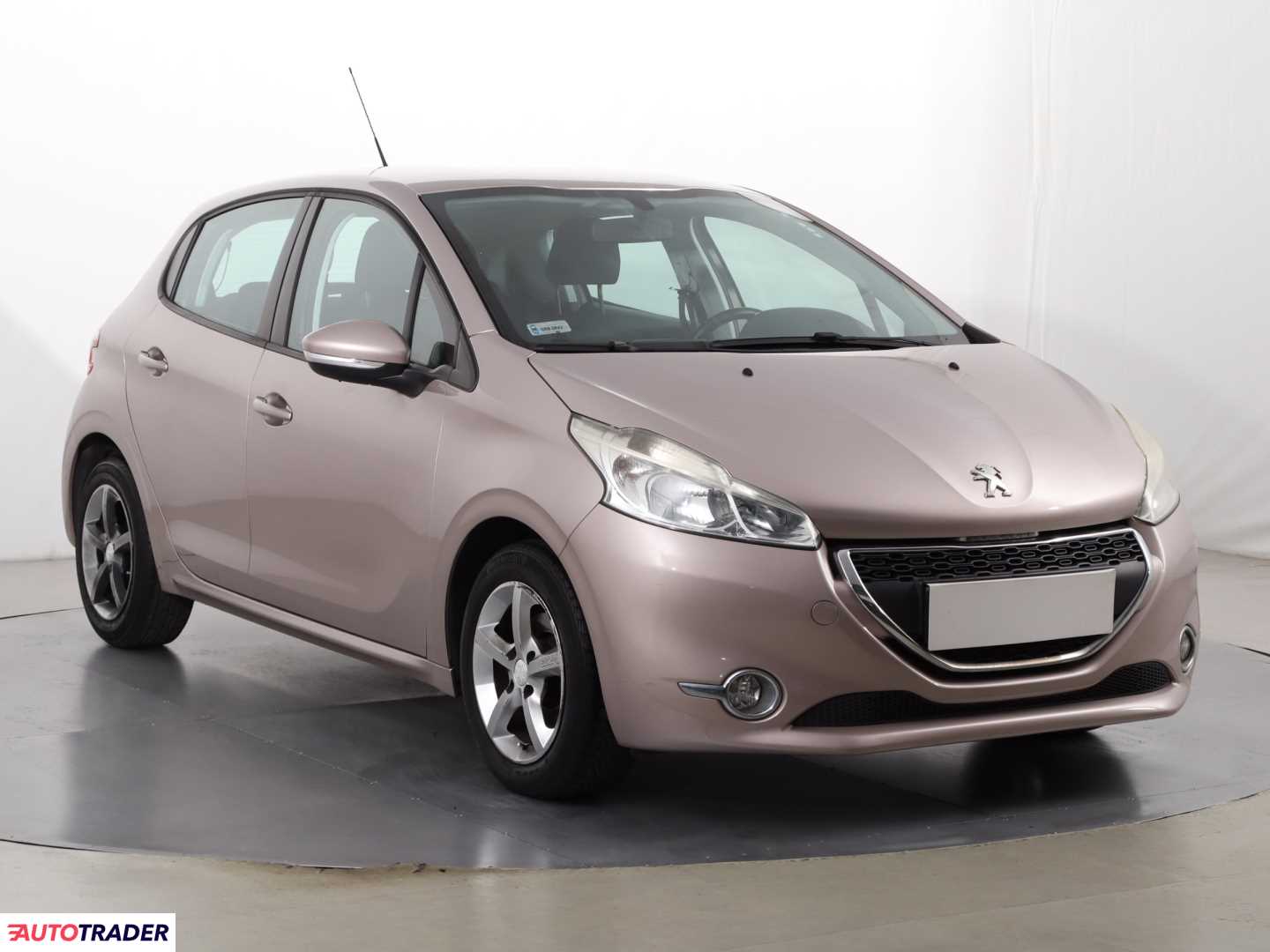 Peugeot 208 2012 1.4 93 KM