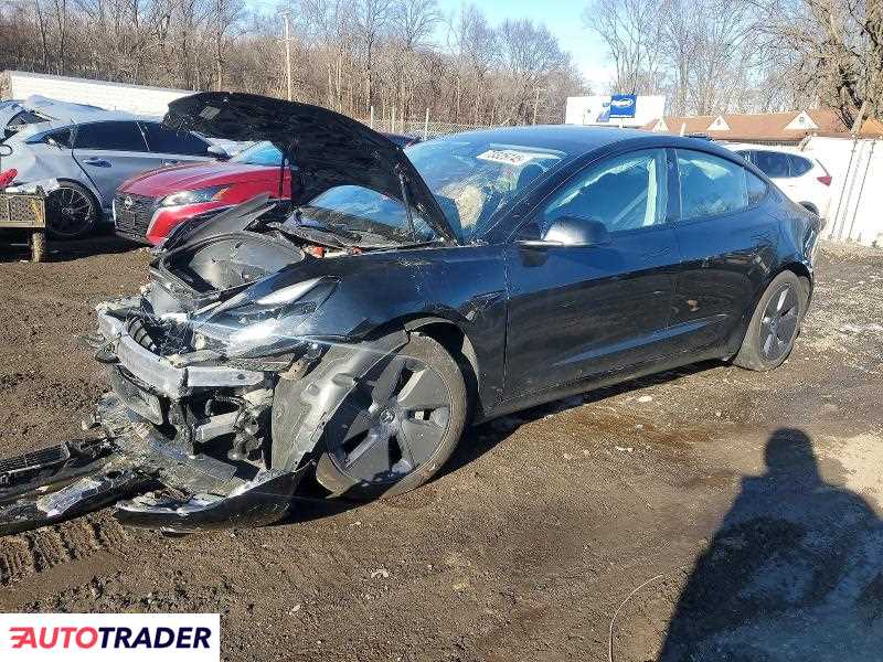 Tesla Model 3 2023
