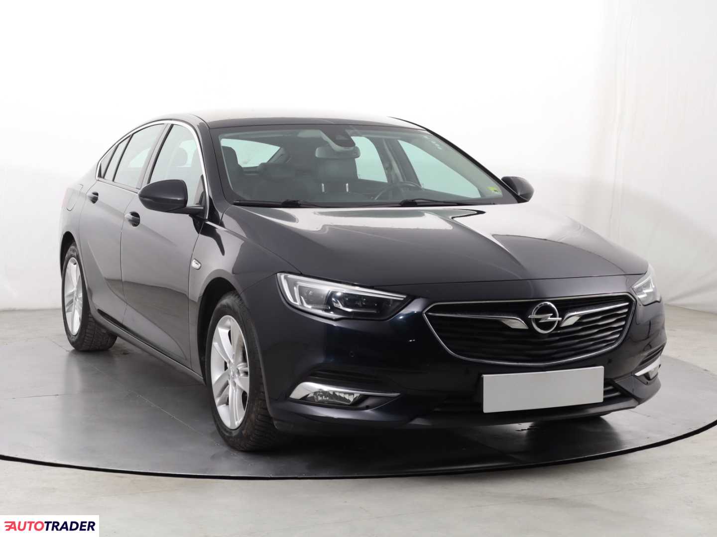 Opel Insignia 2019 1.6 197 KM