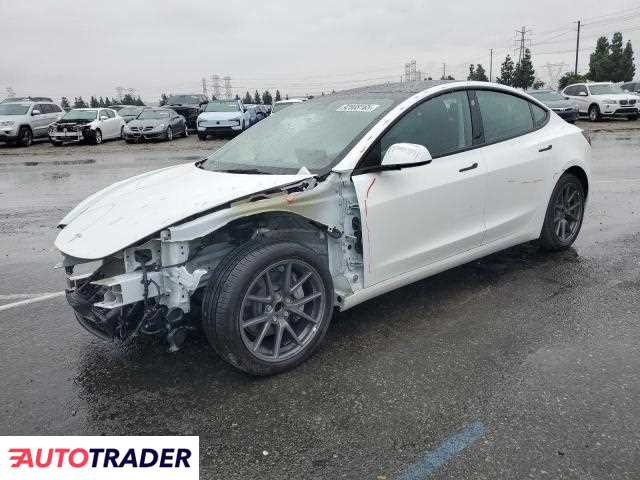 Tesla Model 3 2022