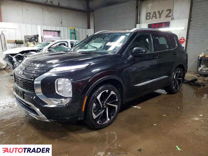 Mitsubishi Outlander 2023 2