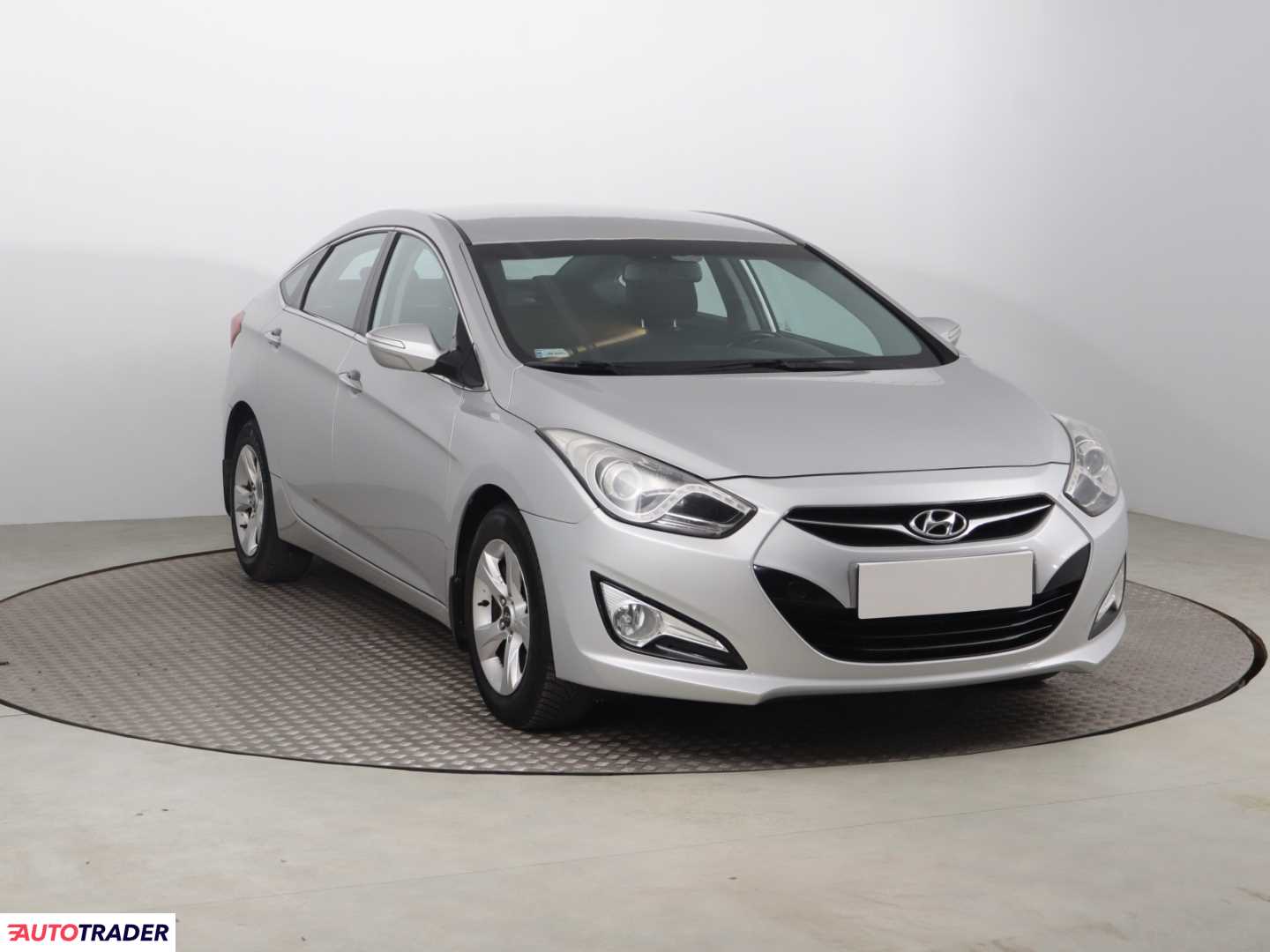 Hyundai i40 2013 2.0 175 KM