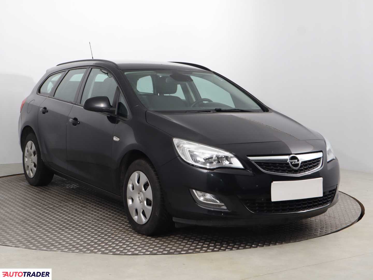 Opel Astra 2012 1.4 118 KM