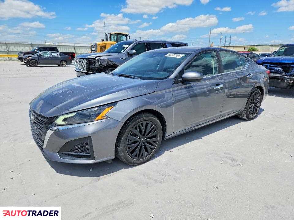 Nissan Altima 2023 2