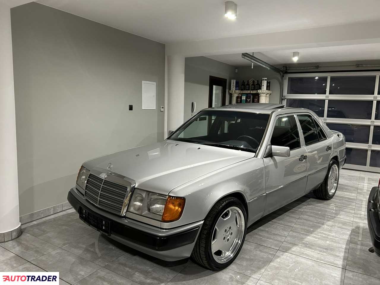 Mercedes W-124 1991 3.0 180 KM