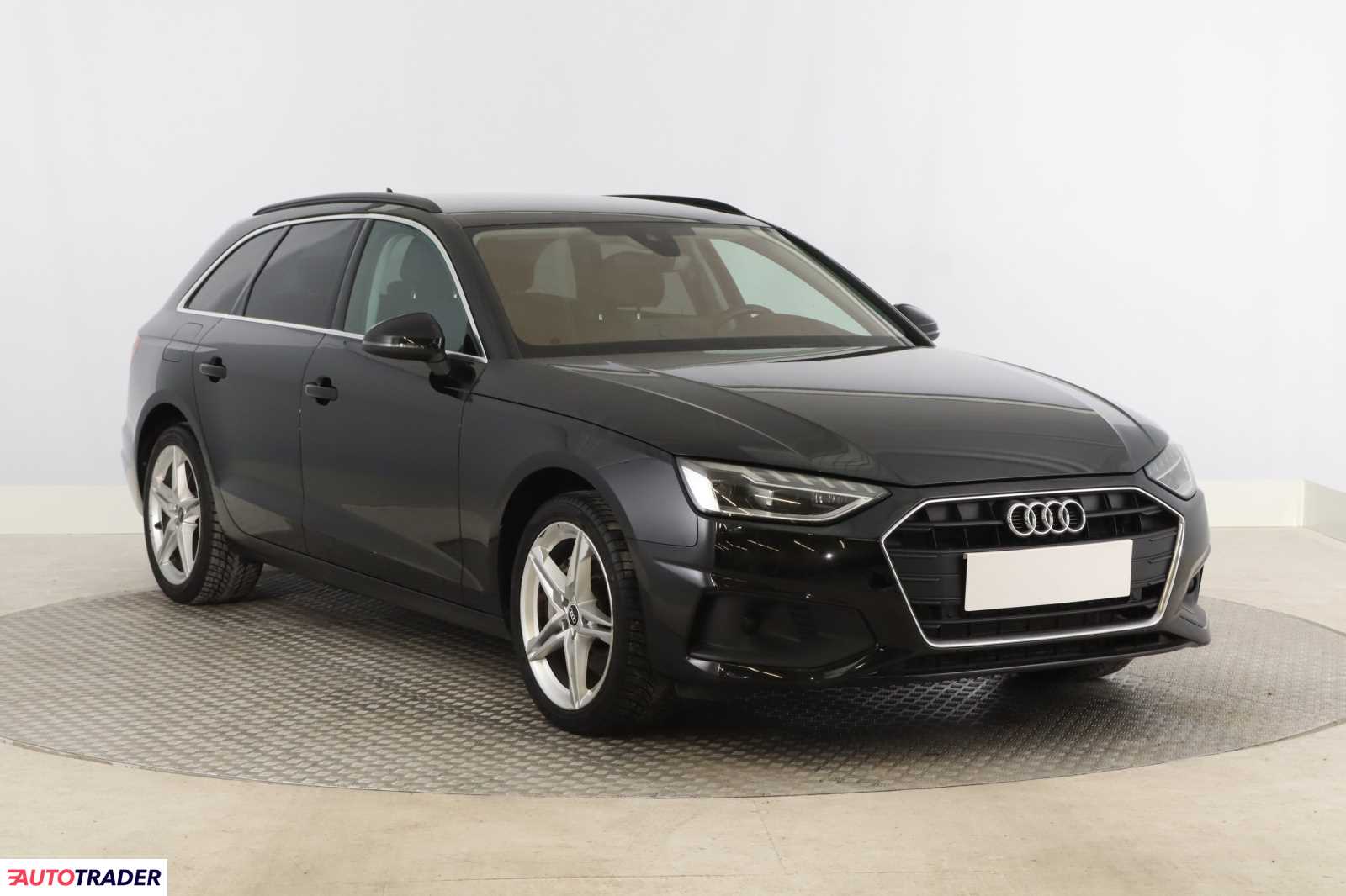 Audi A4 2021 2.0 201 KM