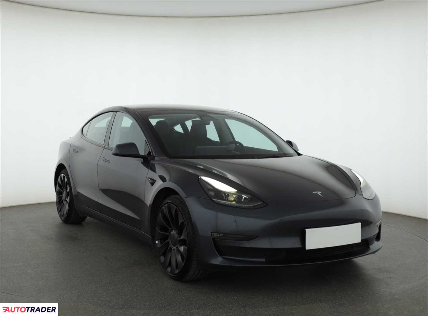 Tesla Model 3 2022 505 KM