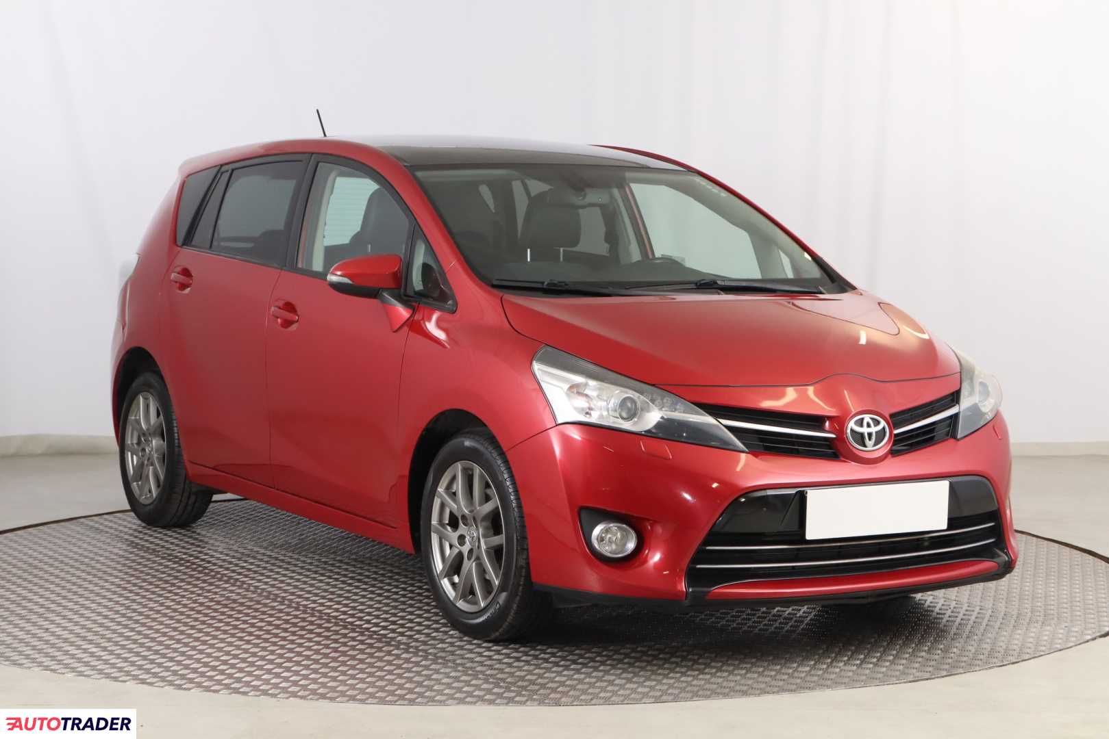 Toyota Verso 2014 2.0 122 KM Toyota Verso 2014 2.0 122 KM