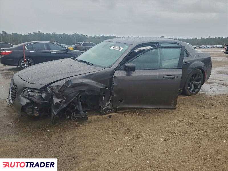 Chrysler 300C 2020 3