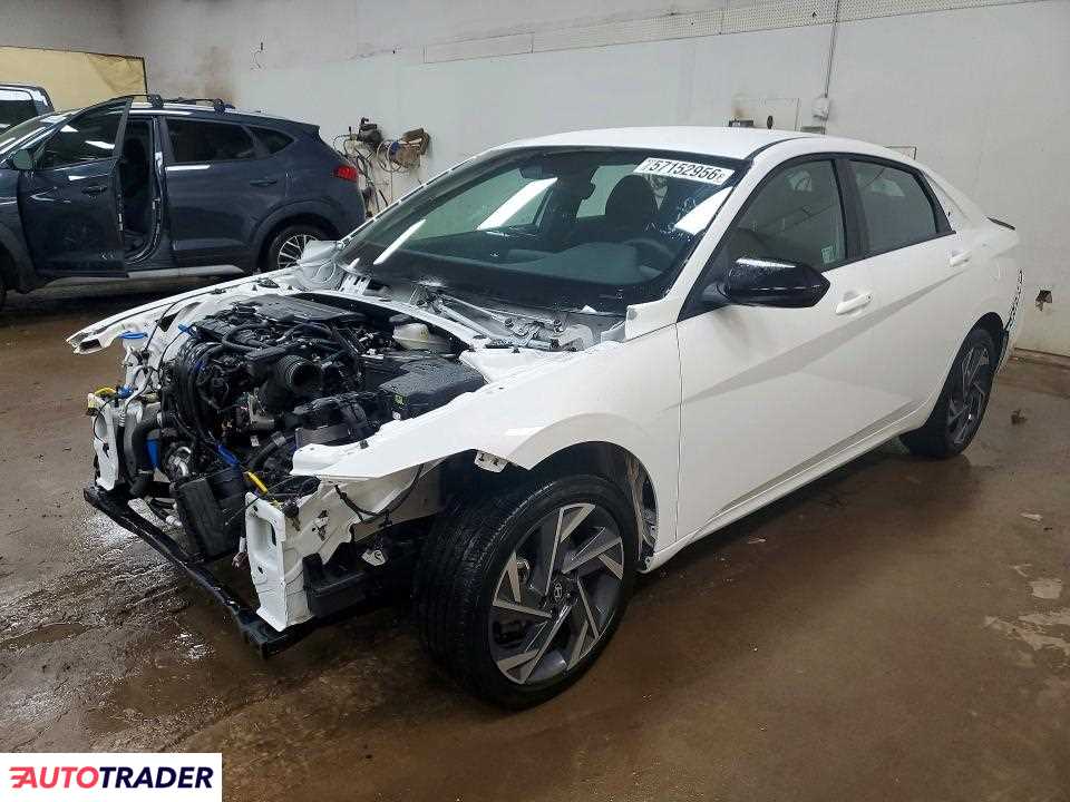 Hyundai Elantra 2025 2
