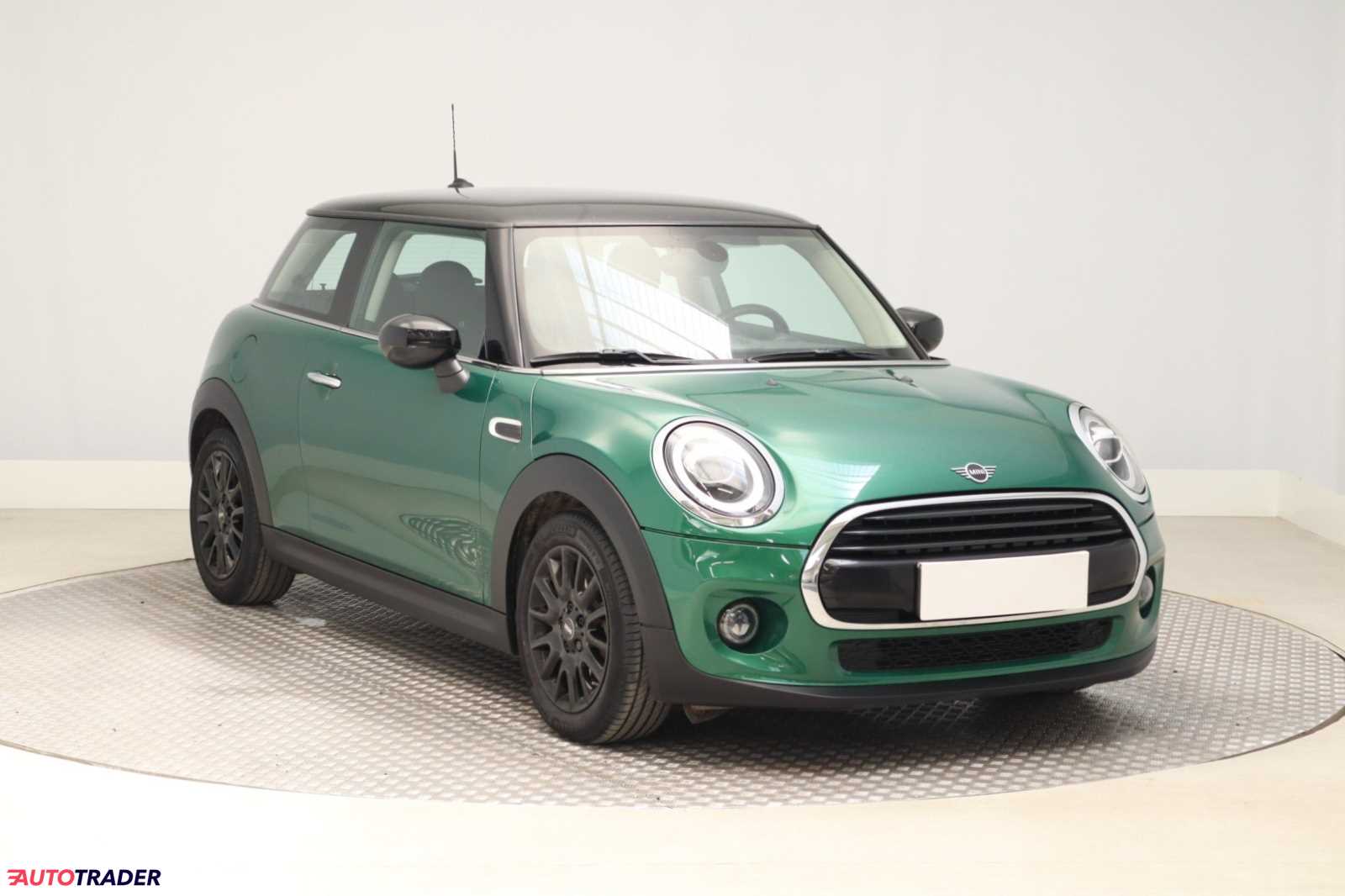 Mini Cooper 2019 1.5 134 KM