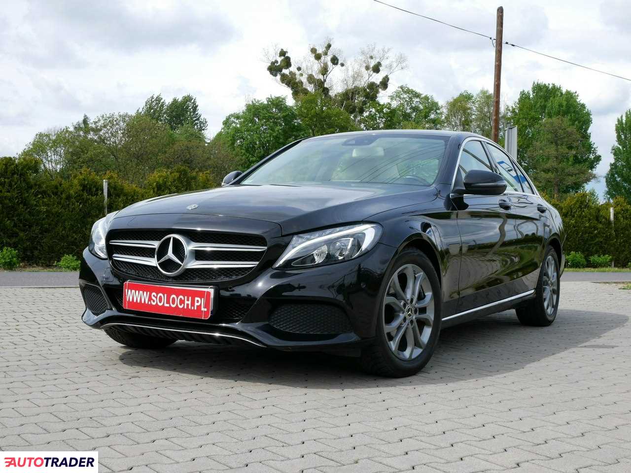 Mercedes C-klasa 2018 1.6 156 KM