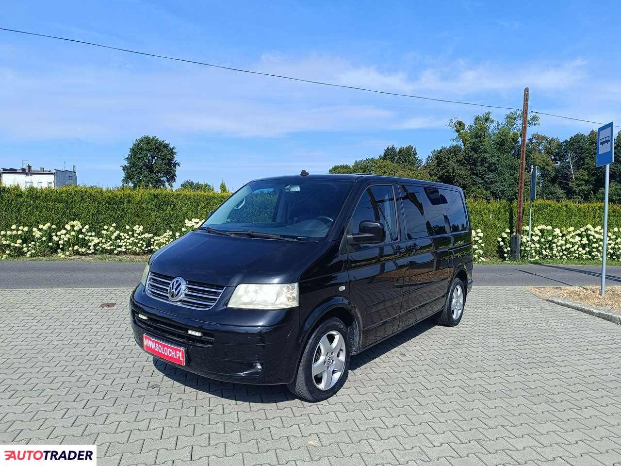 Volkswagen Multivan 2006 2.5 158 KM Volkswagen Multivan 2006 2.5 158 KM