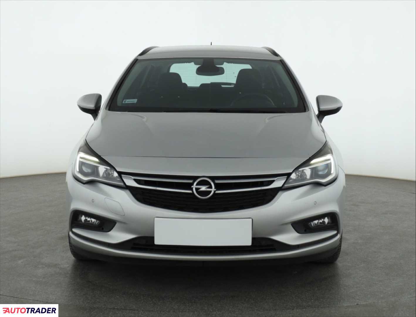 Opel Astra 2017 1.6 108 KM