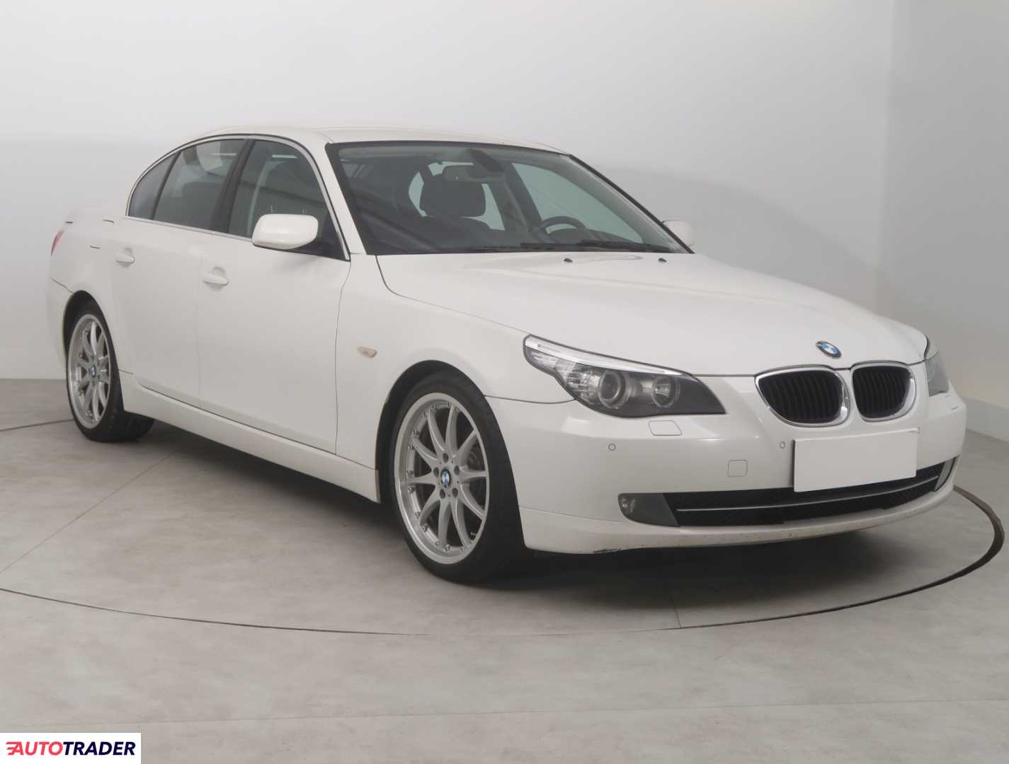 BMW 520 2009 2.0 167 KM BMW 520 2009 2.0 167 KM