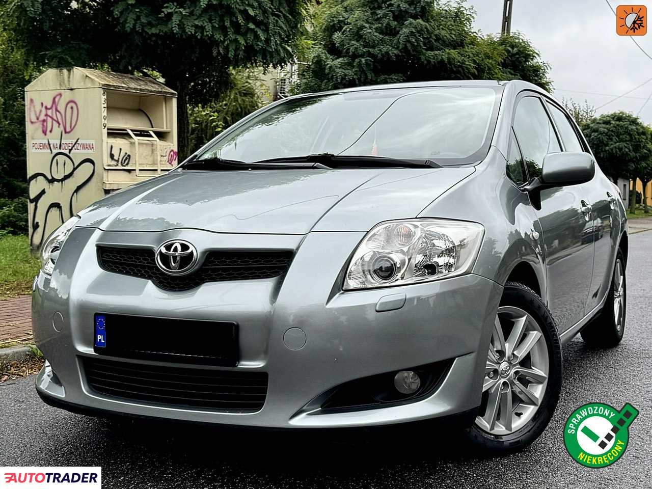 Toyota Auris 2009 1.4 90 KM Toyota Auris 2009 1.4 90 KM