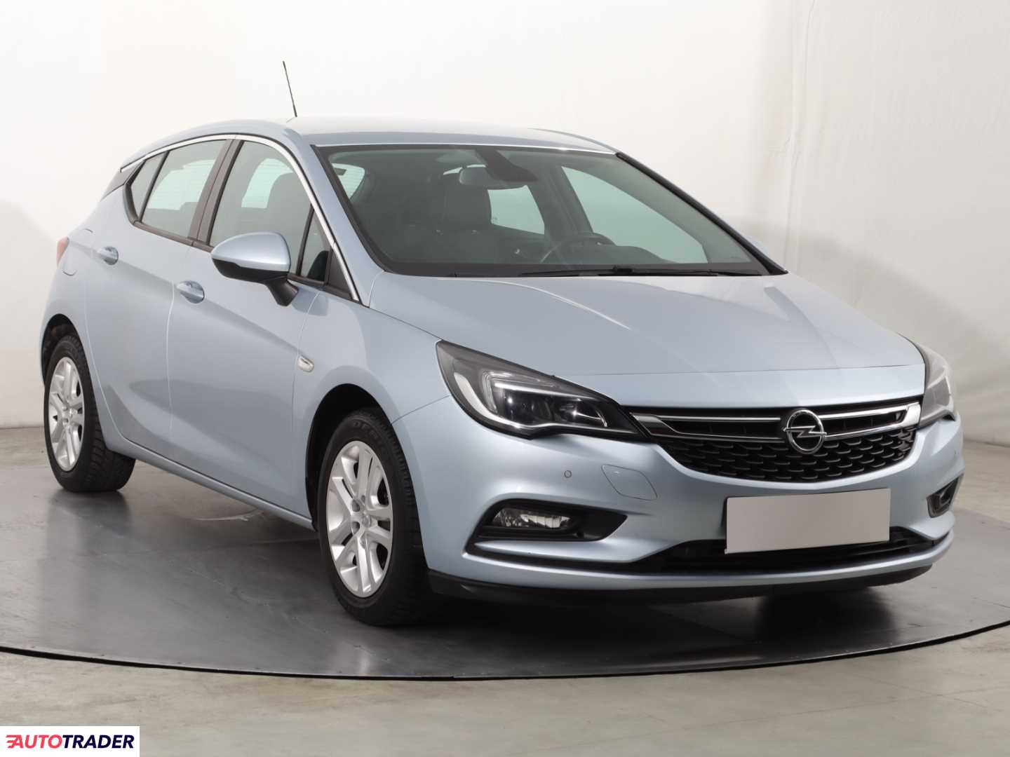 Opel Astra 2019 1.4 123 KM