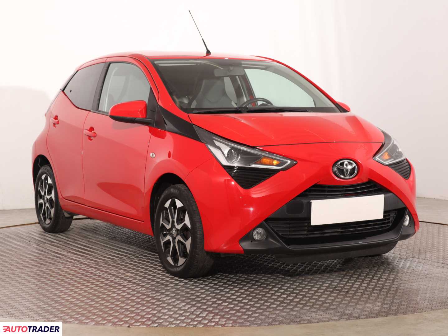 Toyota Aygo 2021 1.0 71 KM