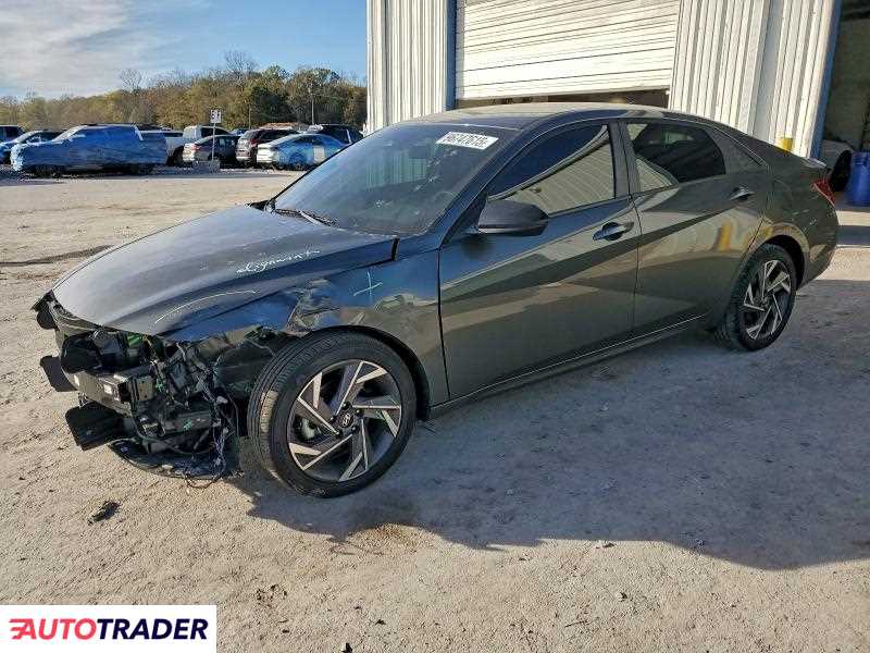 Hyundai Elantra 2025 2