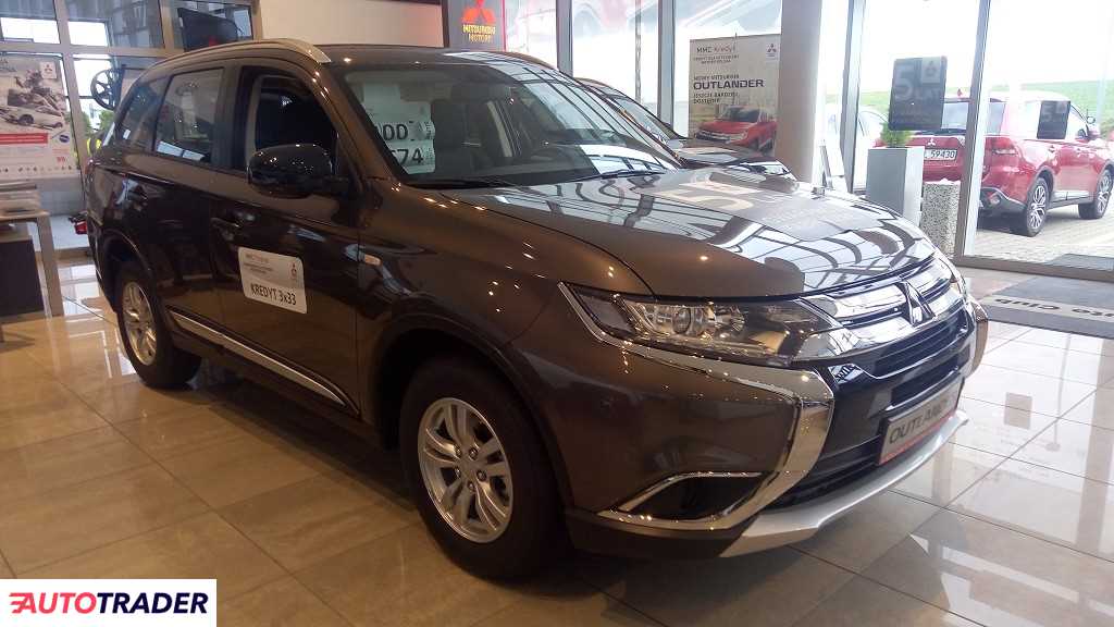 Mitsubishi Outlander 2017 2 150 KM Mitsubishi Outlander 2017 2 150 KM