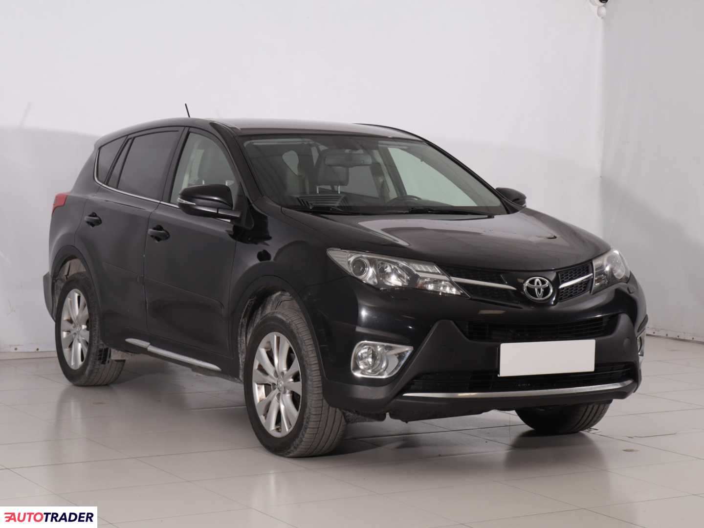 Toyota RAV 4 2013 2.0 148 KM
