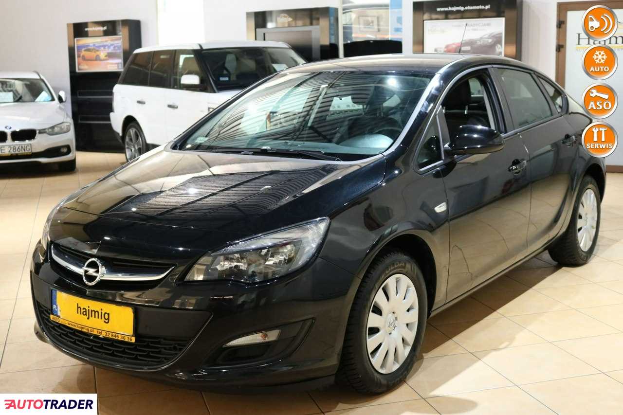 Opel Astra 2016 1.6 110 KM