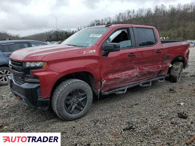 Chevrolet Silverado 6.0 benzyna 2021r. (HURRICANE)