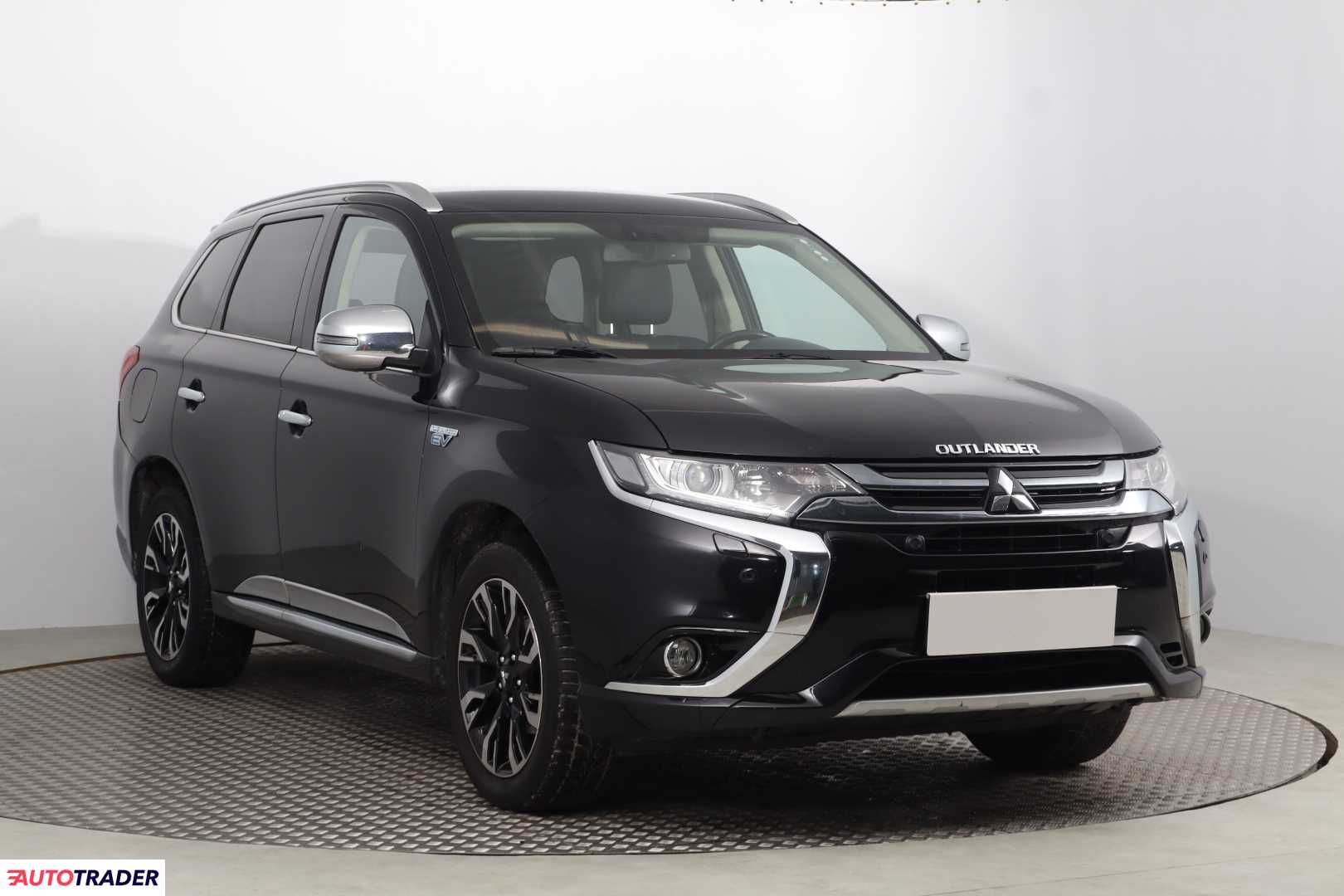 Mitsubishi Outlander 2015 2.0 160 KM