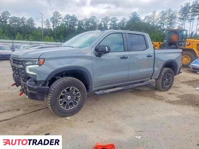 Chevrolet Silverado 2025 6