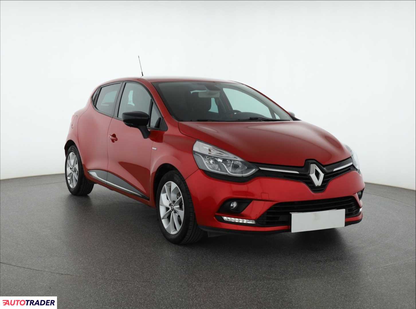 Renault Clio 2017 0.9 88 KM