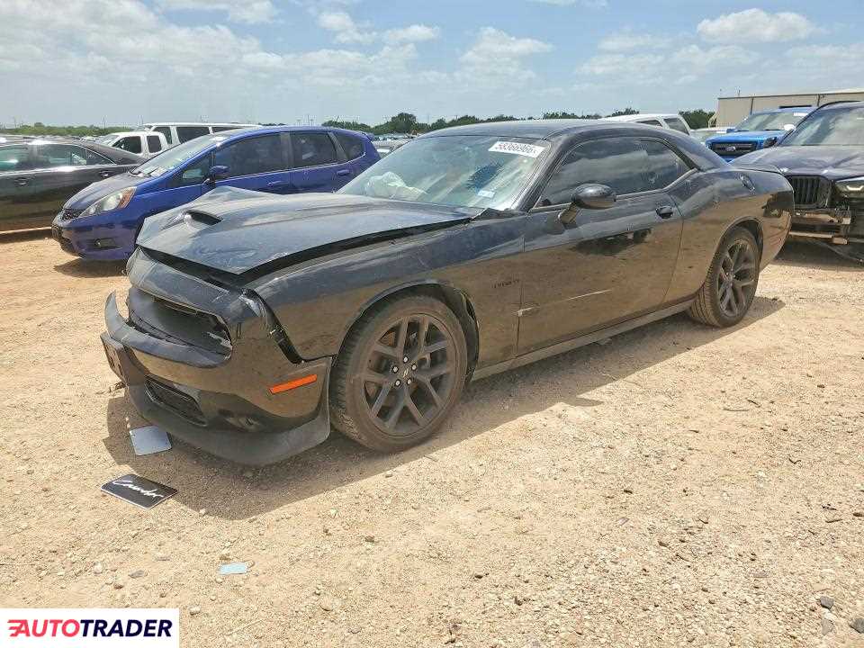Dodge Challenger 2022 5