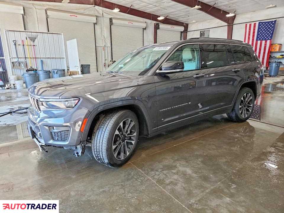 Jeep Cherokee 2022 3