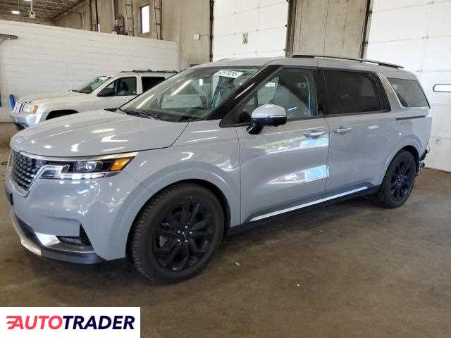Kia Carnival 2023 3